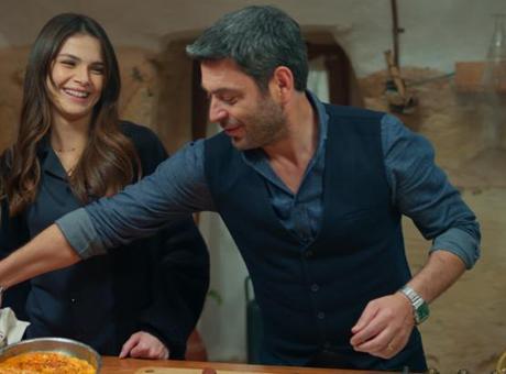 Alya ve Cihan aşka geldi! 'Senin elinden zehir olsa yerim'