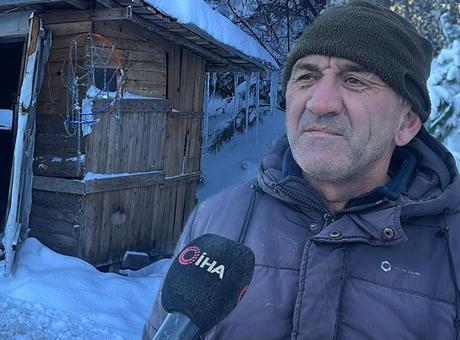 Sabah fabrikada, akşam karlı dağda! 10 metrekarelik kulübede yaşıyor: Kimi zaman bedava oluyor