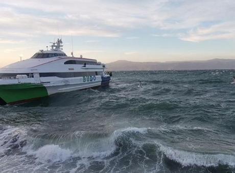 Bursa deniz otobüslerinde fırtına engeli nedeniyle 8 sefer iptal edildi