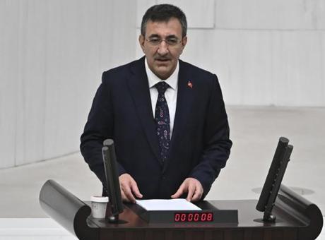 Cumhurbaşkanı Yardımcısı Yılmaz'dan en düşük emekli maaşıyla ilgili yeni açıklama