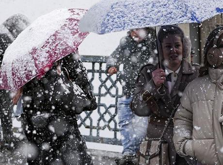 KAR YAĞIŞI ALARMI! Meteoroloji son dakika uyardı! İstanbul, Ankara ve birçok şehirde kuvvetli kar, sağanak ve lodos uyarısı!