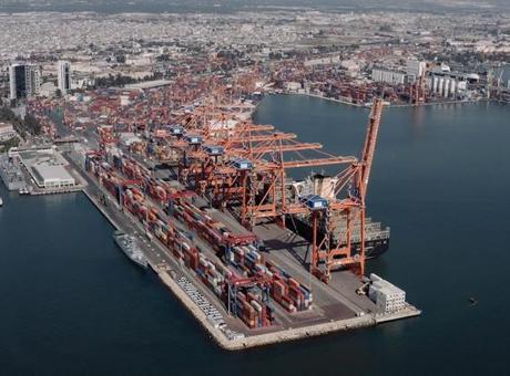 Bakan Uraloğlu: Deniz ticaretinde 2025 yılını rekorla noktaladık