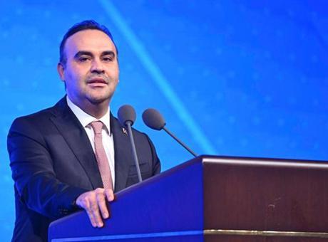 Bakan Kacır: 43 projeyi ülkemize kazandırmak için kollarımızı sıvadık