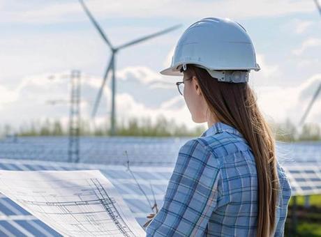 Yenilenebilir enerji istihdamı, küresel kurulumlardaki artışa rağmen ilk kez 2024'te ivme kaybetti