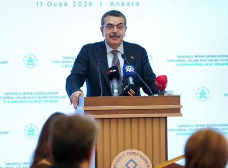 Milli Bakanı Tekin: Devletle vatandaş arasındaki mesafe daraldı