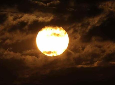 NASA'dan kıyamet senaryolarına karşı çığı açacak hamle! Dünyayı koruyacak yeni 'uzay kalkanı' geliyor