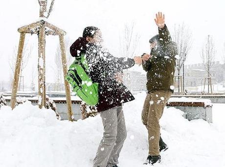Son dakika... İstanbul'da okullar yarın tatil edildi! Valilikten açıklama