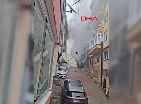 Kağıthane'de 4 katlı binada yangın! Çok sayıda ekip sevk edildi