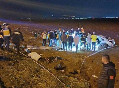 Batman’da iki otomobil çarpıştı! 3 ölü, 3 yaralı