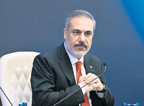 Dışişleri Bakanı Hakan Fidan, Gerapetritis ile görüştü