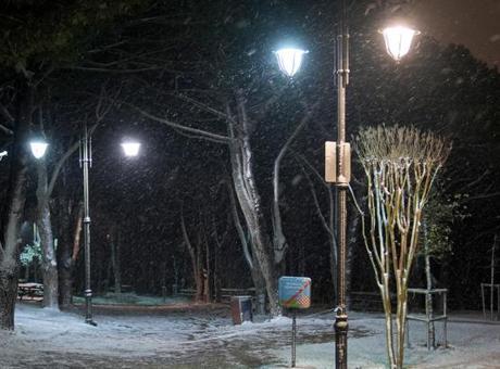 İstanbul’da beklenen kar yağışı gece saatlerinde etkisini gösterdi