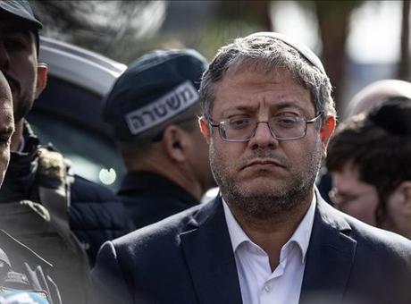 İsrail'in aşırı sağcı Ulusal Güvenlik Bakanı Ben-Gvir Mescid-i Aksa'ya baskın düzenledi