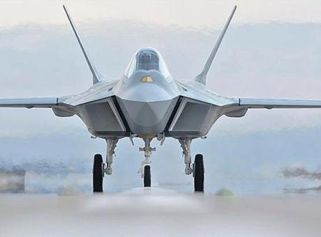 ‘Cin şişeden çıktı, KAAN geliyor’