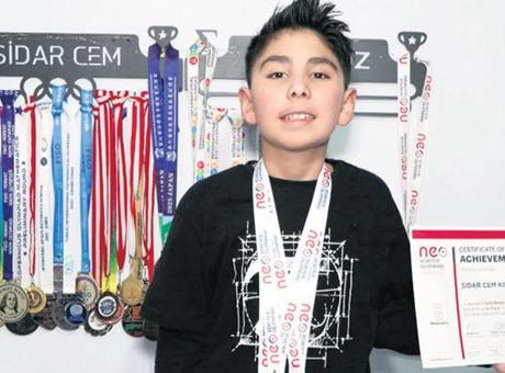 11 yaşındaki Sidar matematikte dünya birincisi oldu