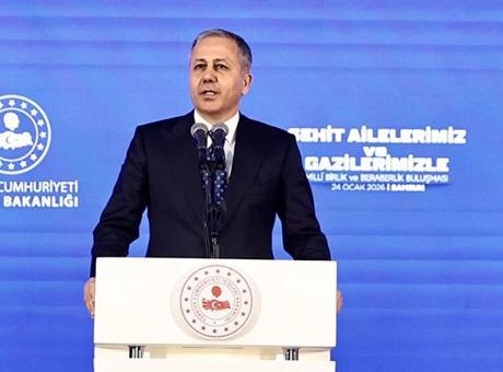 İçişleri Bakanı Yerlikaya, Samsun'da ziyaretlerde bulundu