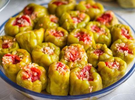 Misafir sofralarını şenlendiren biber dolması tarifi! Fırında hazırlayın, tadı nefis