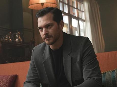 Siz hepiniz, Eşref Tek! Kardeşlikten, ihanete...