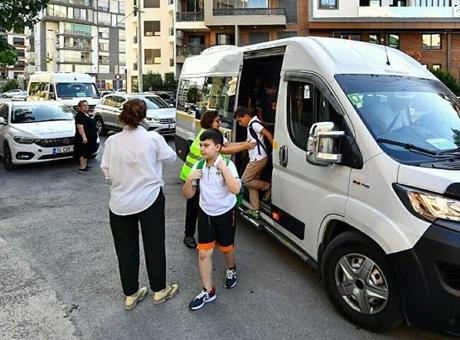 İzmir'de öğrenci servis ücretleri belli oldu