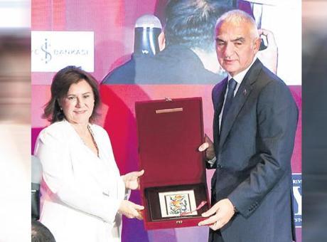 Turizmde hedef 120 milyar dolar