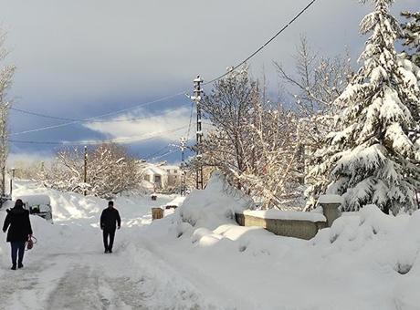 Bilgöl'de eğitime kar engeli