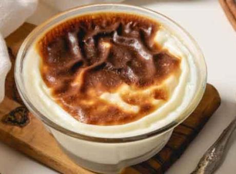 Fırına cam kaseyle koyun! Sütlacı ipek gibi yapıyormuş: Çatlama kırılma yok