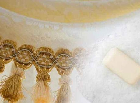 Stor perdeyi tertemiz yapıyormuş! Alırken belli oluyor: Su ve sabun yeterli