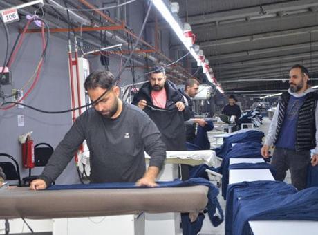 İşçi olarak girdiği tekstil sektöründe fabrika kurdu, 11 ülkeye ürün gönderiyor