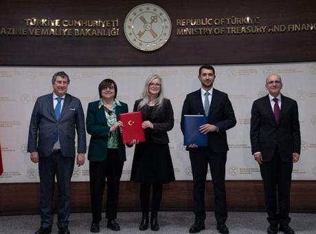 Bakan Şimşek, Avrupa Konseyi Kalkınma Bankası Başkanı Monticelli ile bir araya geldi