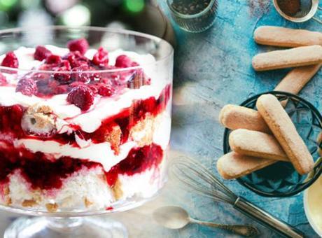 Hiçbir tatlıya benzemiyor! Trifle’nin püf noktası soğuk muhallebi: Şeffaf kase kullanın