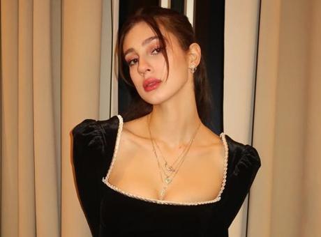 Pelin’in gizemi ‘Güller’i sardı!