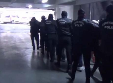 FETÖ operasyonu: 94 vergi müfettişi adliyeye sevk edildi