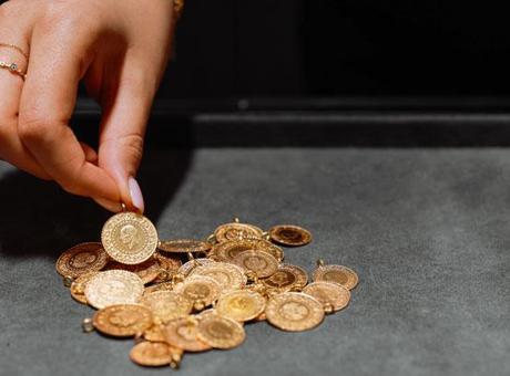 Altın yatırımı olanlara kritik uyarı! Düşüş geçici mi?