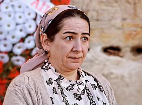 Zeynep Kankonde’den takipçilerine uyarı: 'Bir tane manyak uğraşıyor'