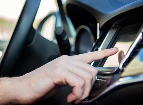 İsrail, arabaların multimedya sistemlerine sızdı! Direksiyon başında gözetleniyorsunuz