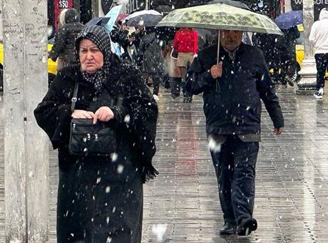 İstanbul’da kar başladı! İşte ilçe ilçe son durum...