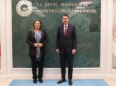 Bakan Kurum, Afyonkarahisar Belediye Başkanı Burcu Köksal’ı kabul etti