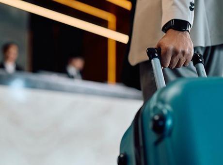 Lüks otellerde akılalmaz dolandırıcılık! Geceliği bin euro olan odalarda bir sente kaldı