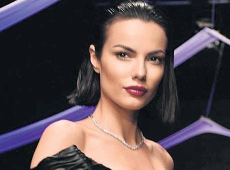 ‘Popüler diye şarkıcı olunmaz’