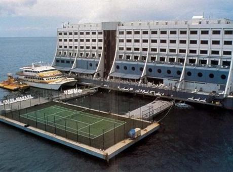 Dünyada bir ilkti, 3 ülke değiştirdi! Ölen turist sonrası yüzen otelin tüm hikayesi değişti