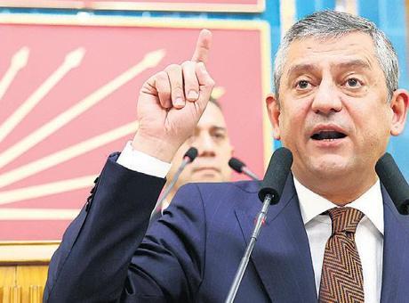 Kurultay davasında sürpriz ara karar