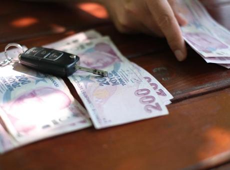 Bayram öncesi araç alacaklar dikkat: Bu modellerin zararı yok! İşte ikinci elin ‘çeyrek altın’ları