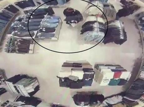 Alarmları tornavidayla söken hırsız AVM’de kabinde yakalandı! 118 suç kaydı çıktı