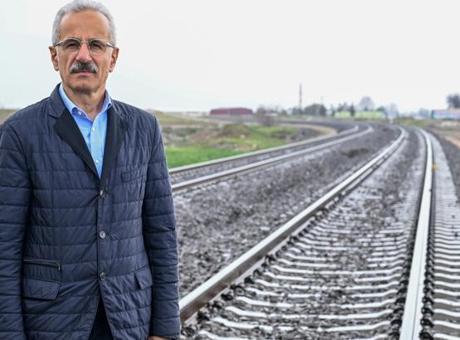 Türkiye’nin en büyük dış finansmanlı demiryolu projesi için ön anlaşma sağlandı