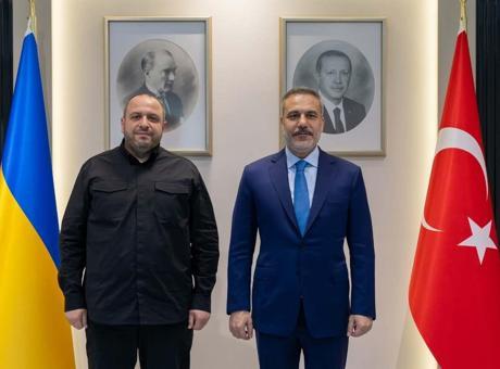 Dışişleri Bakanı Hakan Fidan Ukrayna Ulusal Güvenlik ve Savunma Konseyi Sekreteri Umerov ile Ankara'da görüştü