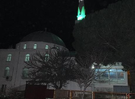 Yer: Balıkesir! 3 dakika erken okunan ezan kafaları karıştırdı
