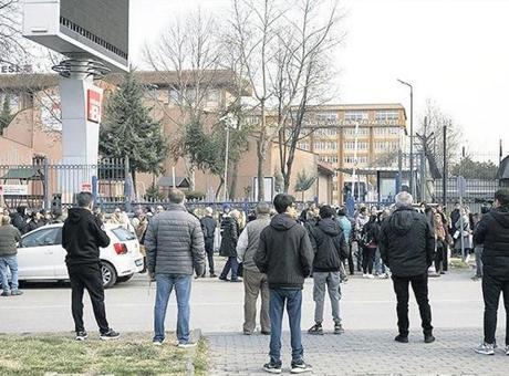 Çoğu kadın, 650 bin aday girdi
