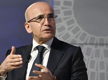 Bakan Şimşek: Dezenflasyon sürecinin devamı için tüm politika araçlarımızı kullanıyoruz