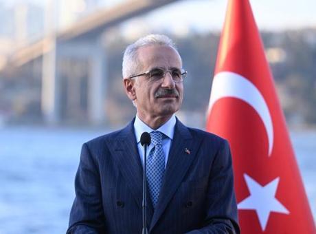 Doğu Akdeniz’deki gemi trafiği yerli ve milli sistemle takip edilecek