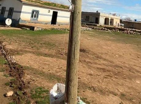 Elektrik direğinin içinden kaçak hat çıktı! Kullandıkları yöntem şaşkına çevirdi