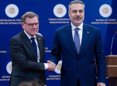 Dışişleri Bakanı Hakan Fidan, Alman mevkidaşı Wadephul ile telefonda görüştü